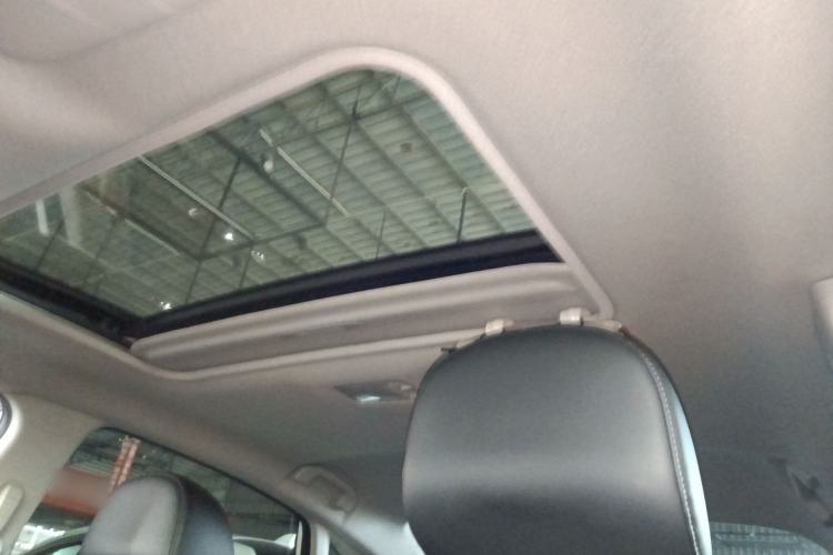 Used Nissan Sylphy 2016 1.6XV CVT Smart Enjoyment Version Headliner