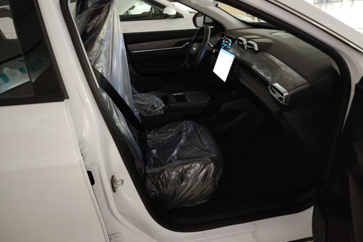 Used Dongfeng Aeolus SKY EV01 2025 530 km AIR Elite Edition
