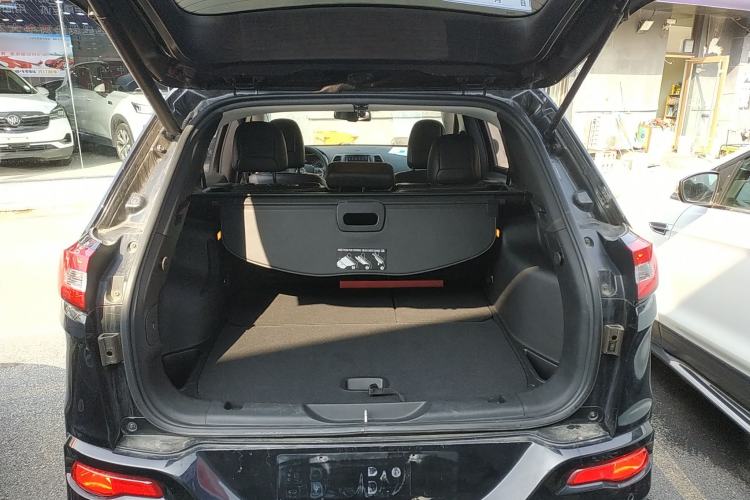 Used Jeep Cherokee 2017 2.4L Excellence Edition
