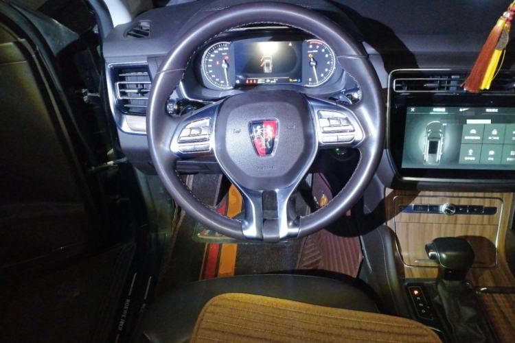 Used Roewe RX8 2019 30T Smart Connectivity Four-Wheel Drive Supreme Flagship Edition