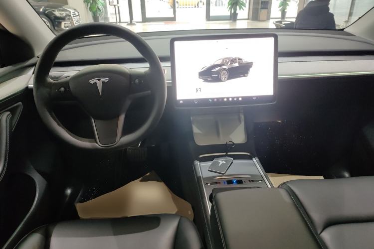 Used Tesla Model Y 2023 Rear-Wheel-Drive Version