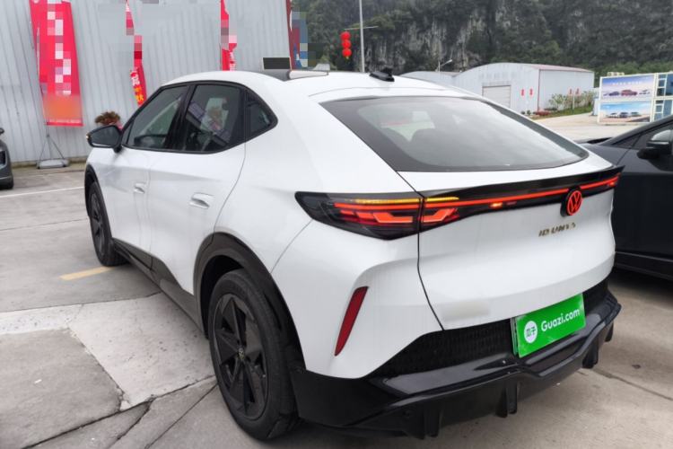 Used Volkswagen ID.UNYX 2024 Pro Long-Range Version Rear Left 45 Deg