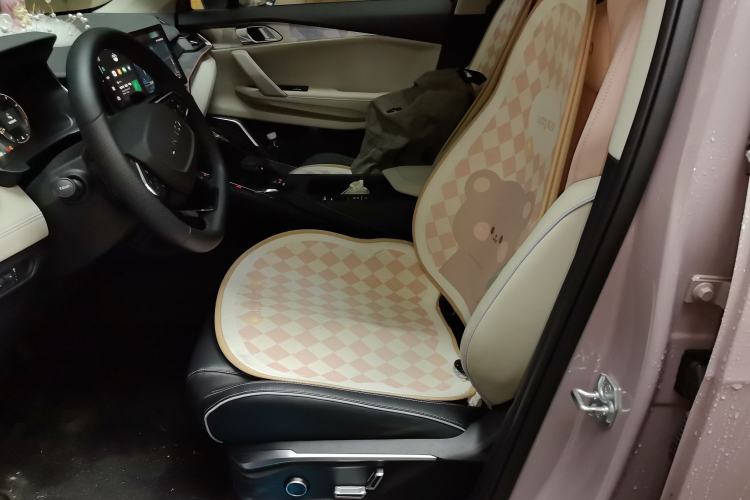 Used Lynk & Co 06 2023 Remix 1.5T Shero Left Front Seat