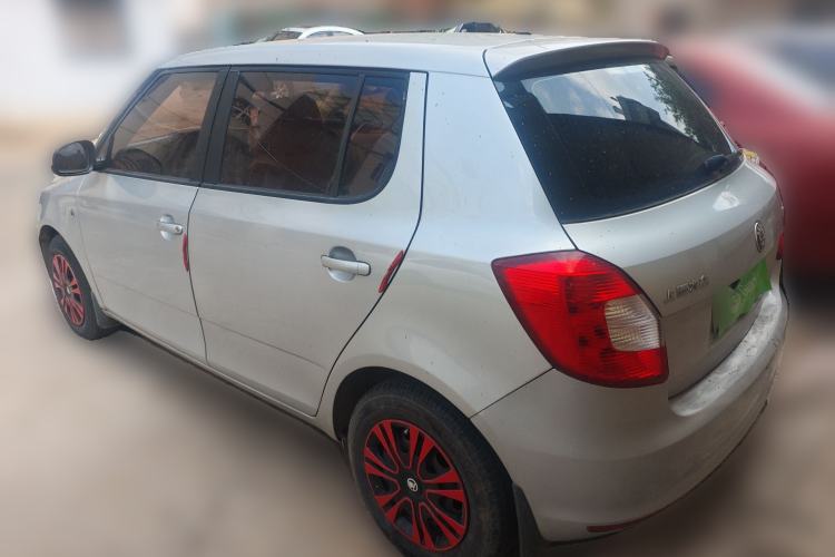 Used Skoda Fabia 2012 1.4L Manual Crystal Edition
