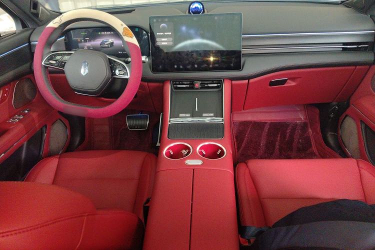 Used Hima AITO M5 2025 Extended-Range Ultra Rear-Wheel-Drive Version Center Console