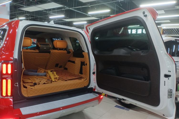 Used Tank 500 New Energy The 2025 Hi4-Z is definitely a hit. Trunk