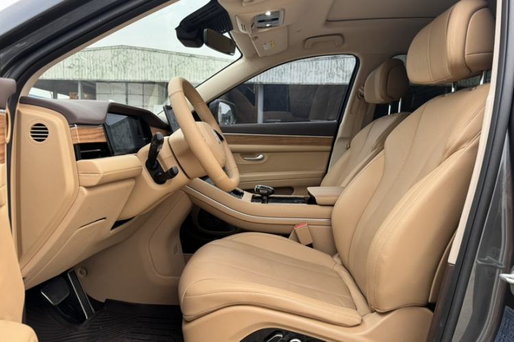 Used Hima AITO M7 2024 1.5T Rear-Drive Plus Version 5 Seats Interior 5