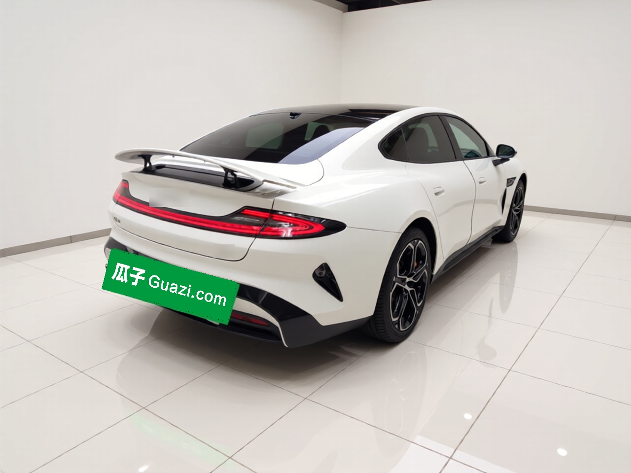 Xiaomi Auto SU7 2024 Rear-Drive Ultra-Long Range Advanced Pro-Level Intelligent Driving Version — снимка 6