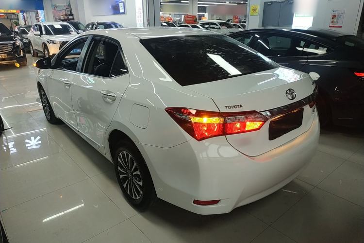 Used Toyota Corolla 2017 Revised Version 1.2T S-CVT GL-i
