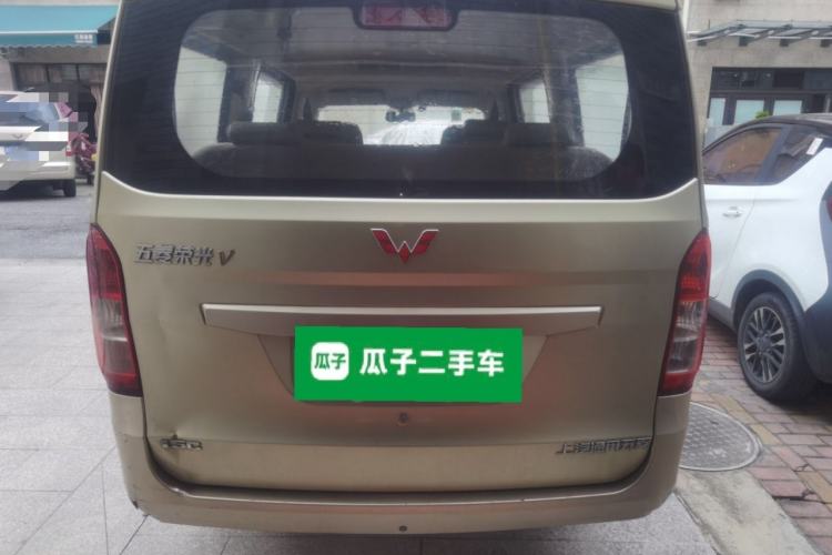 Used Wuling Rongguang V 2016 1.5L Standard Version
