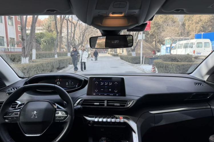 Used Peugeot 5008 2017 380THP 7-Seater Elite Edition