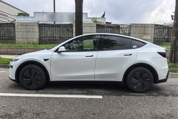 Used Tesla Model Y 2025 Updated Version Long-Range All-Wheel Drive
