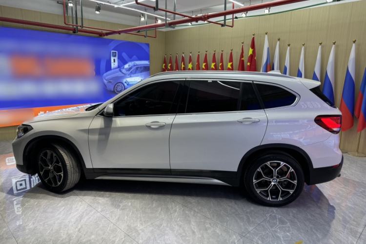 Used BMW X1 2022 sDrive20Li Fashion Model Exterior 4