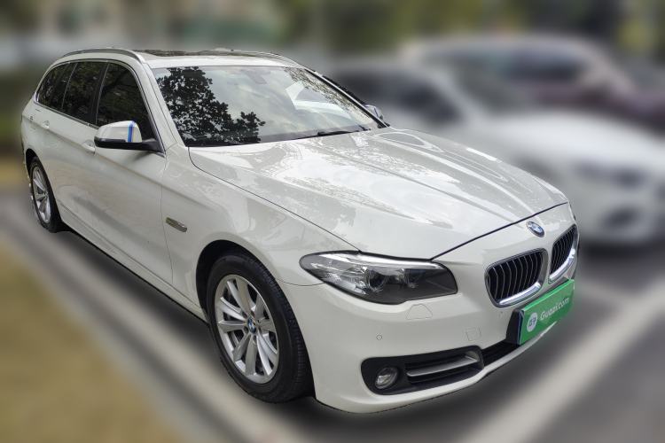 Used BMW 5 Series 2014 520i Touring Edition
