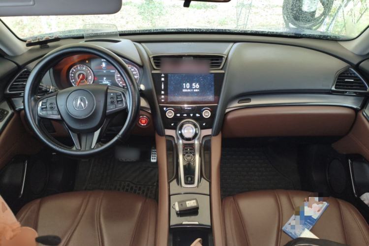 Used Acura CDX 2016 1.5T Two-Wheel Drive Deluxe Edition Center Console