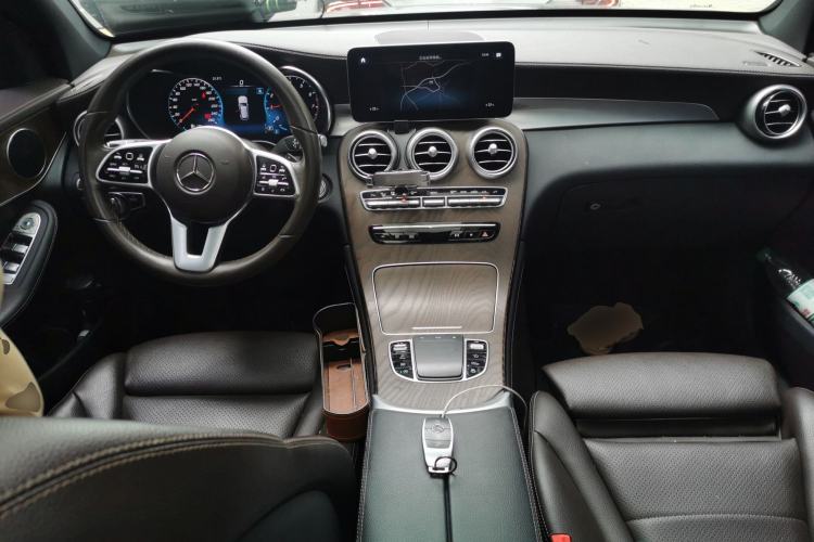 Used Mercedes-Benz GLC 2020 GLC 260 L 4MATIC Luxury Model Center Console