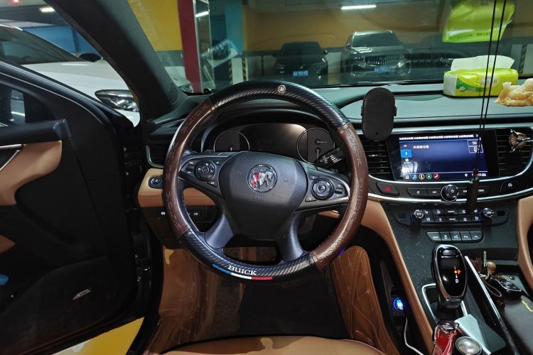 Used Buick LaCrosse 2019 28T Prestige Model
