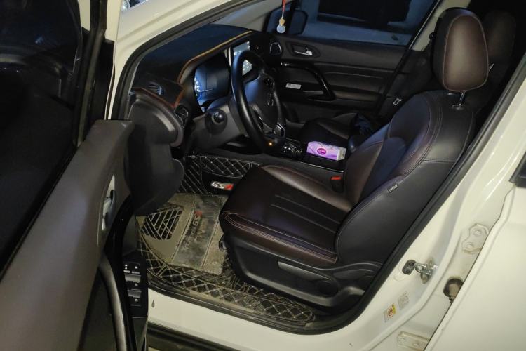 Used GAC Trumpchi GS4 2018 235T Automatic Two-Wheel Drive Elite Edition Driver Seat