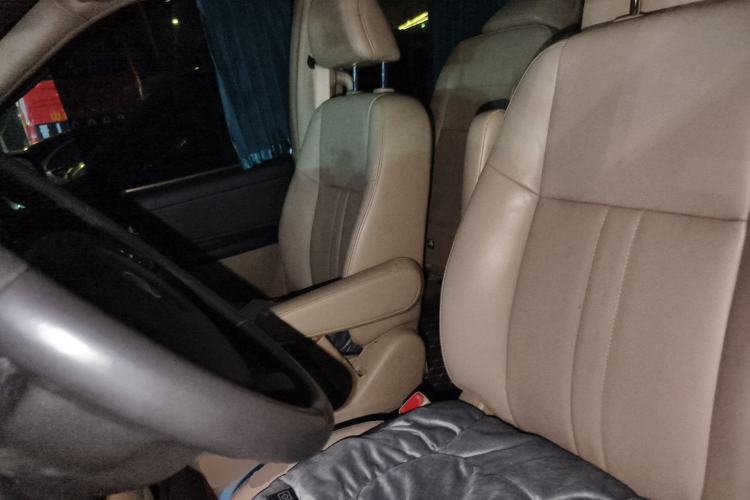 Used Buick GL8 2013 2.4L Executive Edition
