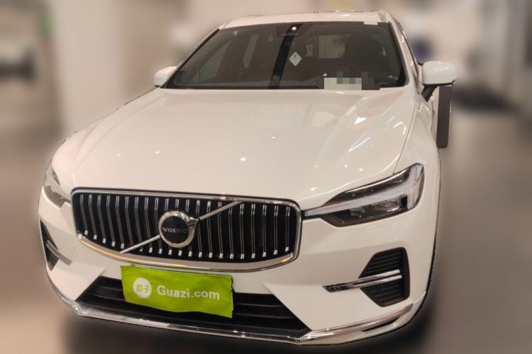 Used Volvo XC60 2023 B5 4x4 Smart Luxury Edition
