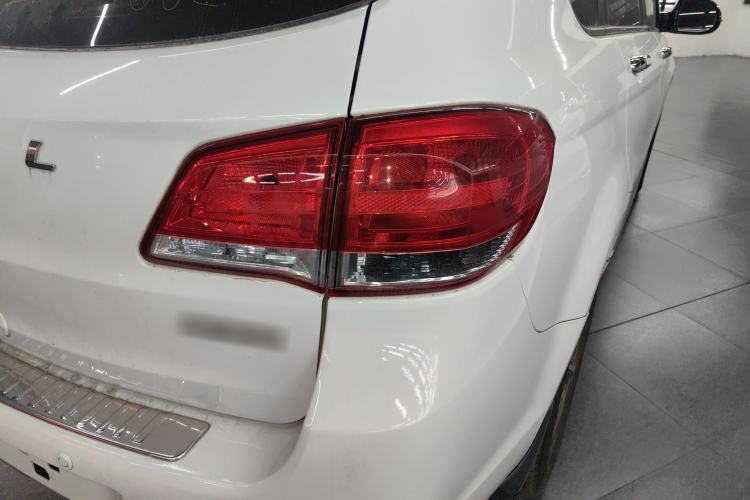 Used Haval H6 2013 Upgraded Model 1.5T Manual Two-Wheel Drive Elite Version