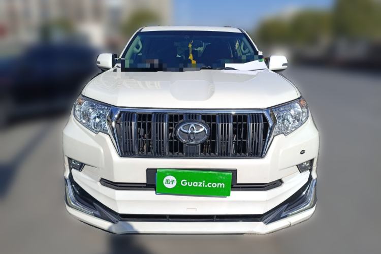 Used Toyota Prado 2017 2.7L Automatic 2700 Gasoline 4x4 7-Seater – Middle East Version