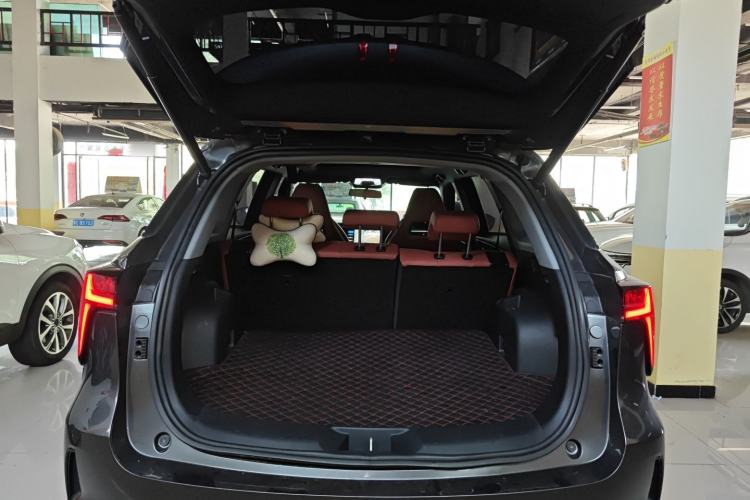 Used CHANGAN CS75 PLUS 2023 3rd Generation 1.5T Automatic Prestige Model
