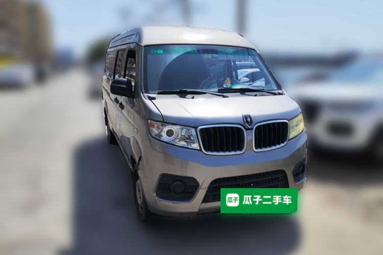 Used Jinbei New Hiace X30L 2021 1.5L Wealth Central Air Conditioning Edition Van China VI Standard SWC15M Front Right 45 Deg