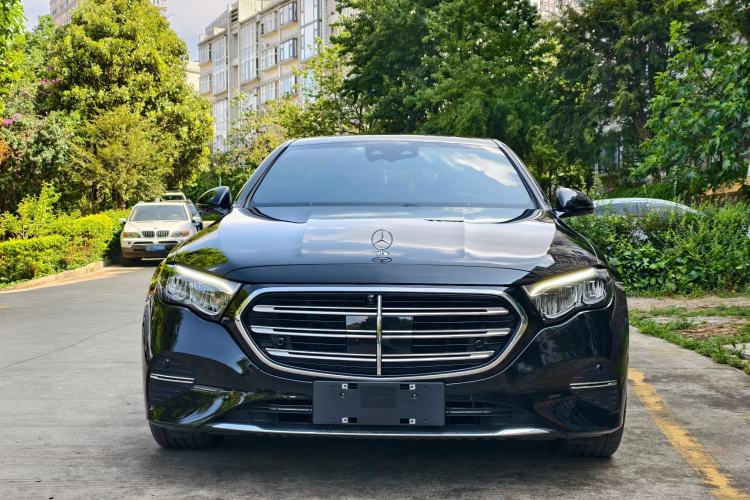 Used Mercedes-Benz E-Class 2025 E 300 L Luxury Model Exterior 1