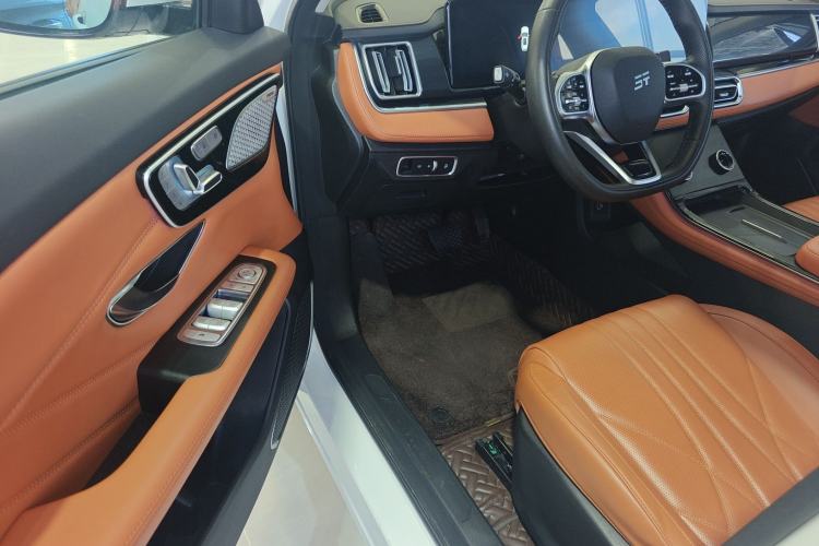 Used JETOUR Shanhai L7 2024 1.5T 120km ULTRA 7-Seater Driver Seat