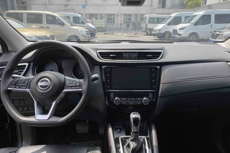 Used Nissan Qashqai 2023 Classic 2.0L CVT XV Comfort Edition Interior 2