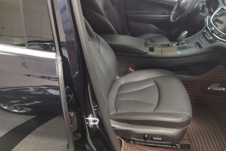 Used Buick LaCrosse 2021 652T Luxury Model Right Front Seat