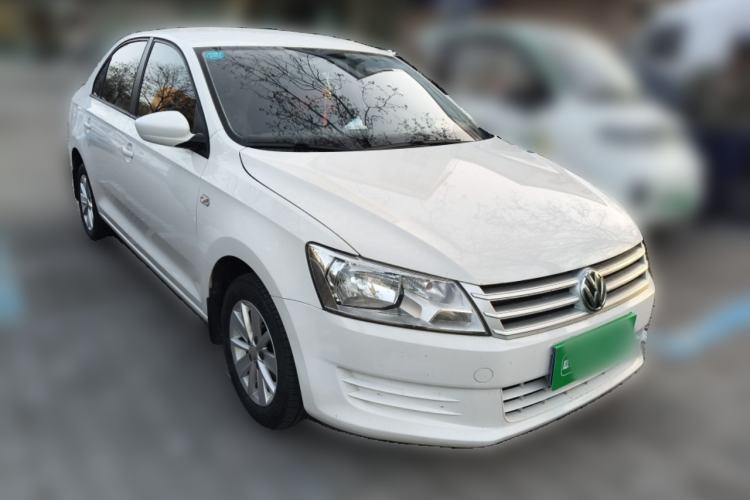 Used Volkswagen Santana 2015 1.6L Manual Fashion Edition Front Right 45 Deg