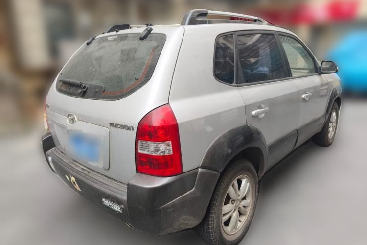 Used Hyundai Tucson 2009 2.0L Manual Two-Wheel Drive Fashion Edition