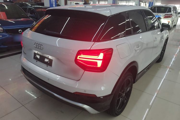 Used Audi Q2L 2018 35 TFSI Launch Exclusive Edition China VI Rear Right 45 Deg