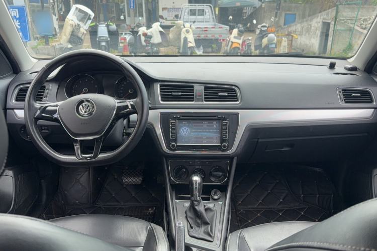 Used Volkswagen Gran Lavida 2015 1.6L Automatic Comfort Edition