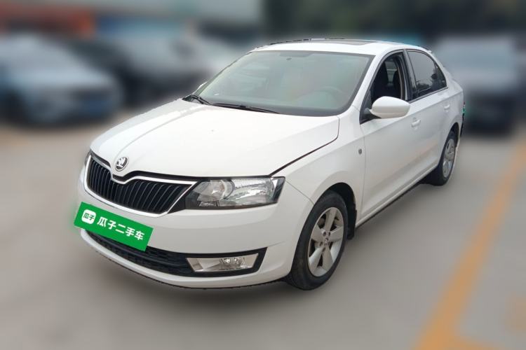 Used Skoda Rapid 2015 1.6L Automatic Smart Selection Model