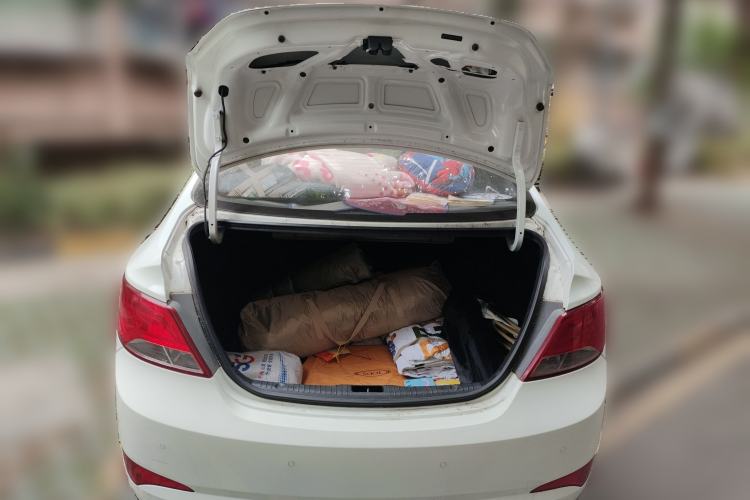 Used Hyundai Verna (older generation) 2014 1.4L Manual Smart GLS Trim