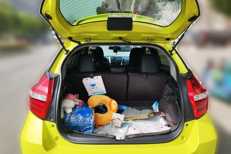 Used Toyota YARiS L Zhi Xuan 2016 Revised 1.5E CVT Charming Edition
