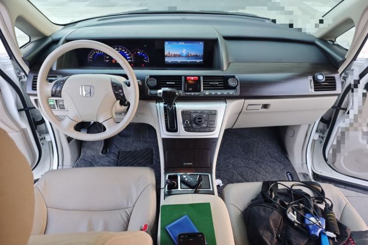 Used Honda Elysion 2015 2.4L VTi Comfort Version