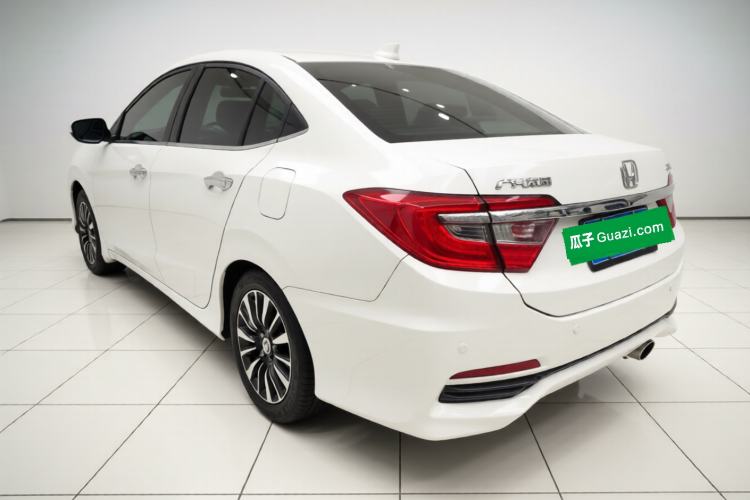 Used Honda Crider 2013 1.8L automatic luxury edition
