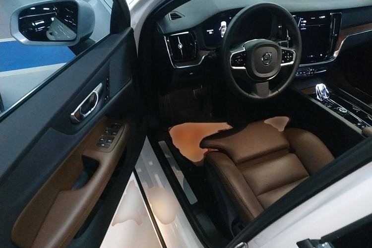 Used Volvo S60 2025 B4 Zhiyuan Luxury Edition