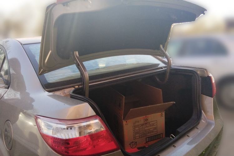 Used Haima Fumei 2014 Sedan 1.6L Manual Fashion Edition