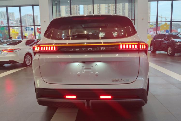 Used JETOUR Shanhai Shanhai L7 2024 1.5T 120km ULTRA 7-Seater
