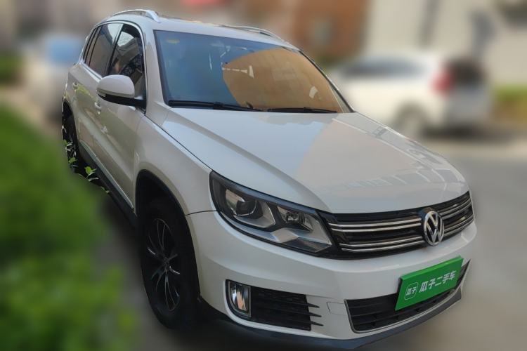 Used Volkswagen Tiguan 2013 1.8TSI Automatic Two-Wheel Drive Luxury Model Front Right 45 Deg