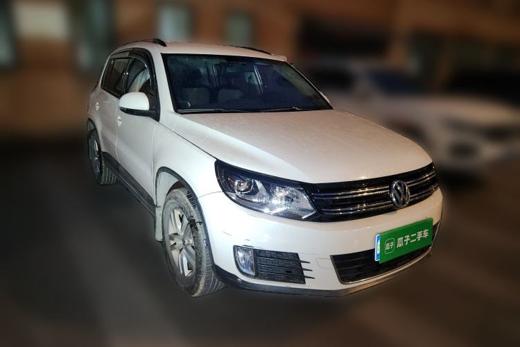 Used Volkswagen Tiguan 2015 1.8TSI Automatic Two-Wheel Drive Trend Edition Front Right 45 Deg