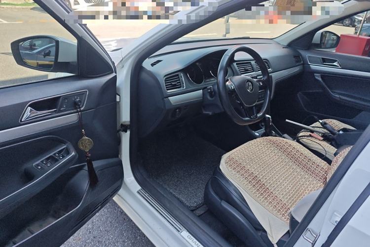 Used Volkswagen Gran Lavida 2017 180TSI DSG Comfort Edition
