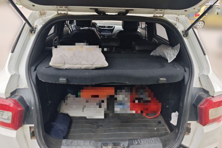 Used Brilliance V3 2015 1.5L Manual Elite Model Trunk