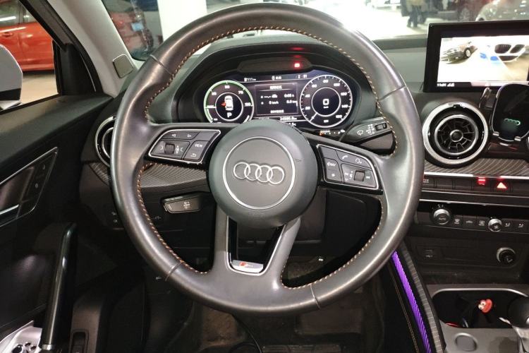Used Audi Q2L e-tron 2022 Q2L e-tron Pure Electric Smart Enjoyment Model Steering Wheel