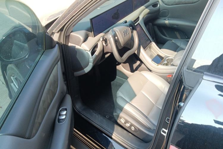 Used IM L6 2024 Max Enhanced Performance Edition
